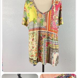 NWT Johnny Was Calloway favorite v neck tee shirt